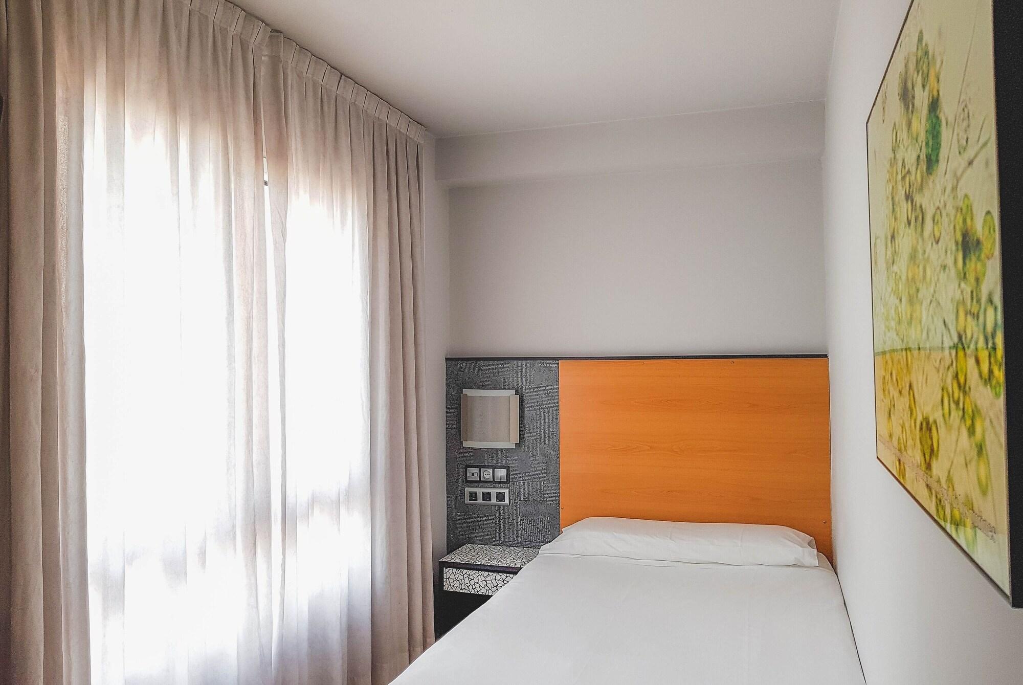 Hotel Faranda Pathos Gijon, Ascend Hotel Collection Dış mekan fotoğraf